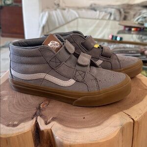 Vans Kids Shoes Grey Suede, size 2.5 (kids)